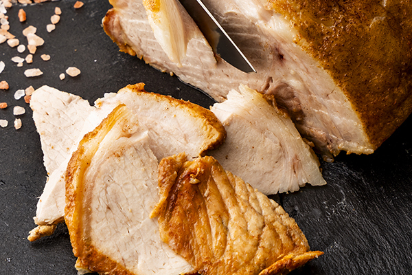 【LIMITED】Spring Special from Akita Prefecture. Introducing Lake Towada Highlands “MOMOBUTA” Pork (March 1st to April 30th)